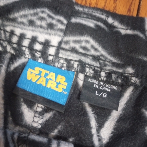 Men's Fleece Pajama Pants Size Large Lot of 2 Pairs Star Wars Looney Tun… - Picture 3 of 8